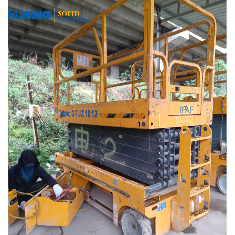XCMG GTJZ1012 used 10m diesel scissor lift for sale - Plataforma de tijeras: foto 1 XCMG GTJZ1012 used 10m diesel scissor lift for sale - Plataforma de tijeras: foto 1