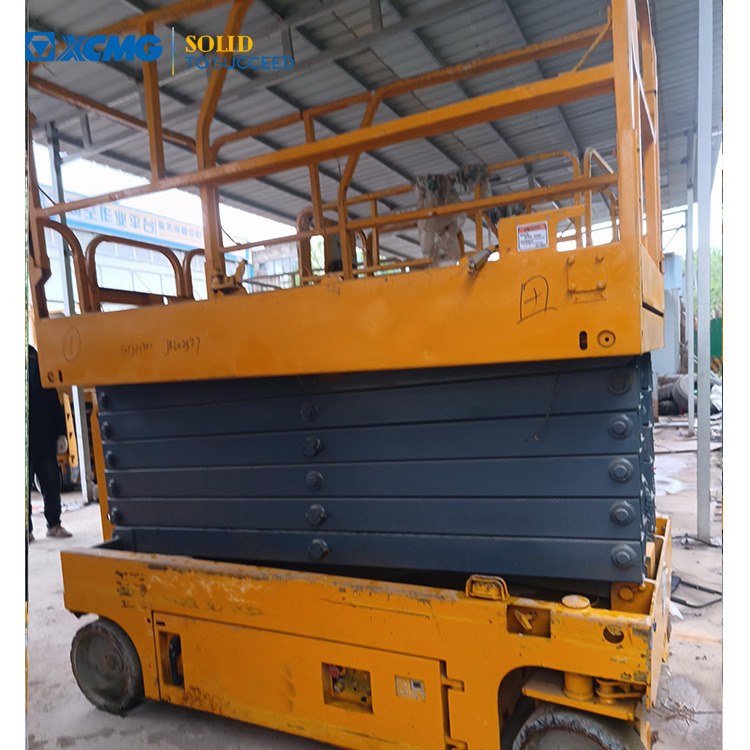 XCMG GTJZ1012 used 10m hydraulic scissor lift in good condition - Plataforma de tijeras: foto 1 XCMG GTJZ1012 used 10m hydraulic scissor lift in good condition - Plataforma de tijeras: foto 1