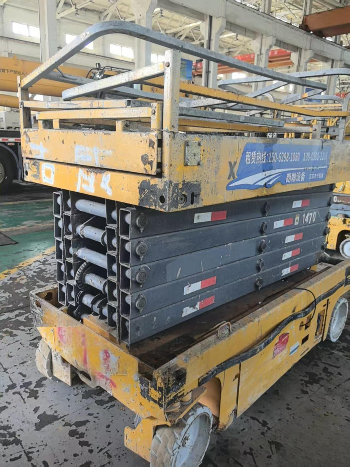 XCMG GTJZ1212 12m used lifting work table scissor lift price - Plataforma de tijeras: foto 5 XCMG GTJZ1212 12m used lifting work table scissor lift price - Plataforma de tijeras: foto 5