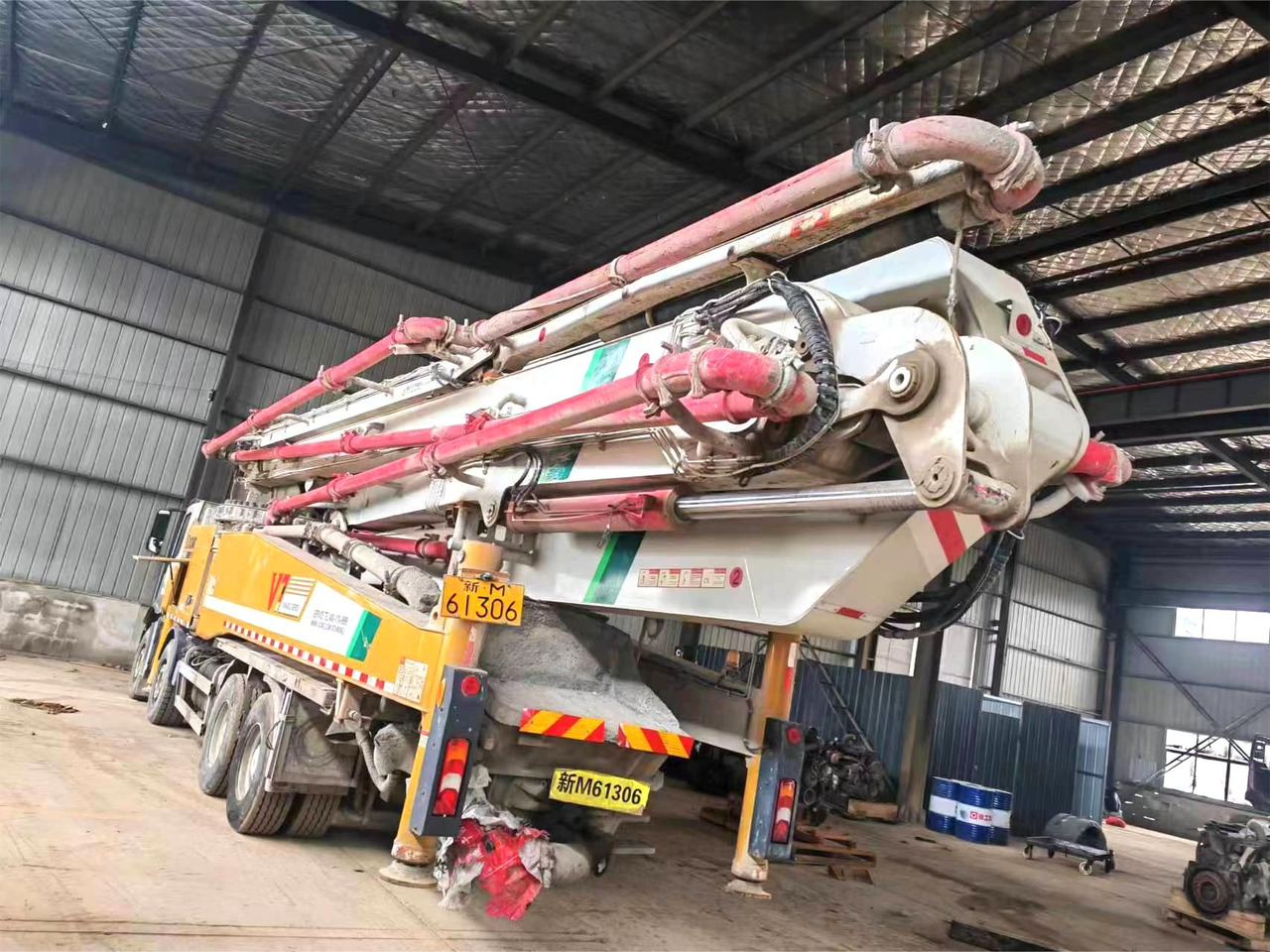 XCMG HB62V Used Swching Concrete Pump Boom Truck in Good Condition - Bomba de hormigón: foto 3 XCMG HB62V Used Swching Concrete Pump Boom Truck in Good Condition - Bomba de hormigón: foto 3