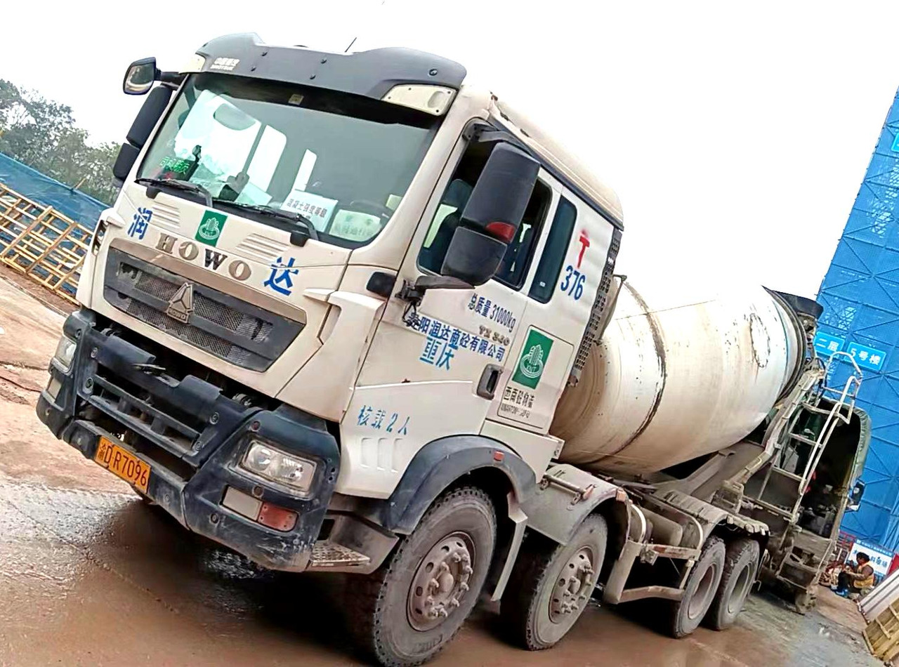XCMG Official G4804B Second Hand Concrete Mixer Cement Truck 12m³ Cement Mixer Sale - Camión hormigonera: foto 2 XCMG Official G4804B Second Hand Concrete Mixer Cement Truck 12m³ Cement Mixer Sale - Camión hormigonera: foto 2
