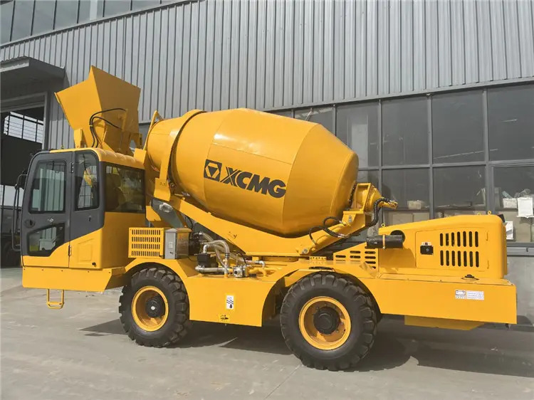 XCMG Official Portable Cement Concrete Mixer Self Loading Mobile Concrete Mixer Price List - Camión hormigonera: foto 3 XCMG Official Portable Cement Concrete Mixer Self Loading Mobile Concrete Mixer Price List - Camión hormigonera: foto 3