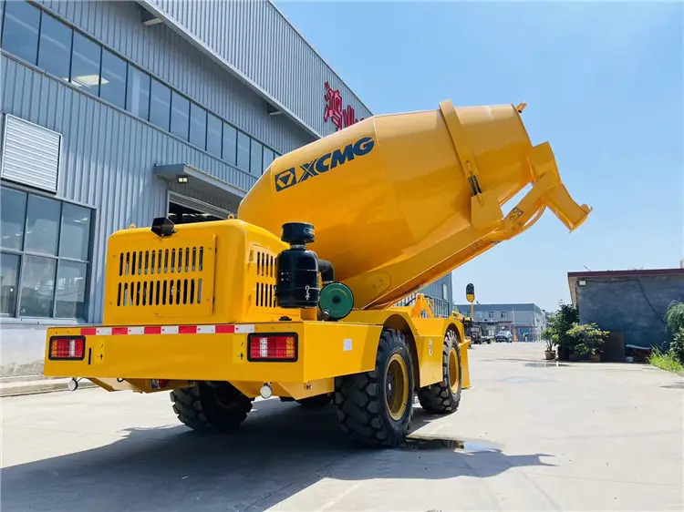 XCMG Official Portable Cement Concrete Mixer Self Loading Mobile Concrete Mixer Price List - Camión hormigonera: foto 5 XCMG Official Portable Cement Concrete Mixer Self Loading Mobile Concrete Mixer Price List - Camión hormigonera: foto 5