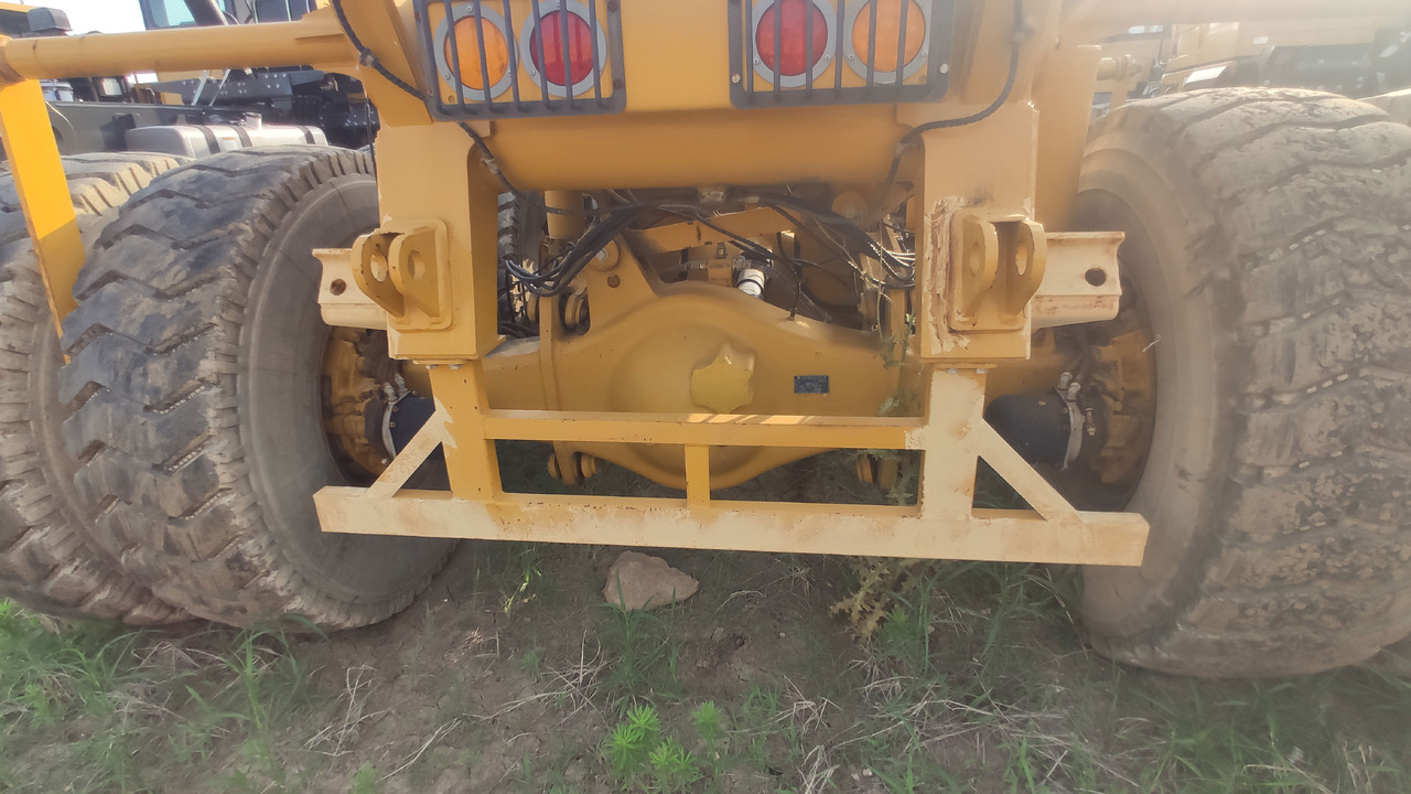 XCMG Official Second Hand 70 Ton 6x4 Dump Truck XDM80 China Tipper Trucks For Sale - Dúmper: foto 5 XCMG Official Second Hand 70 Ton 6x4 Dump Truck XDM80 China Tipper Trucks For Sale - Dúmper: foto 5