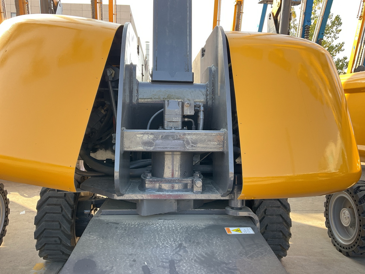 Plataforma telescopica XCMG Official Used Straight Arm GTBZ22S 22m Aaerial Work Platform Price: foto 12 Plataforma telescopica XCMG Official Used Straight Arm GTBZ22S 22m Aaerial Work Platform Price: foto 12