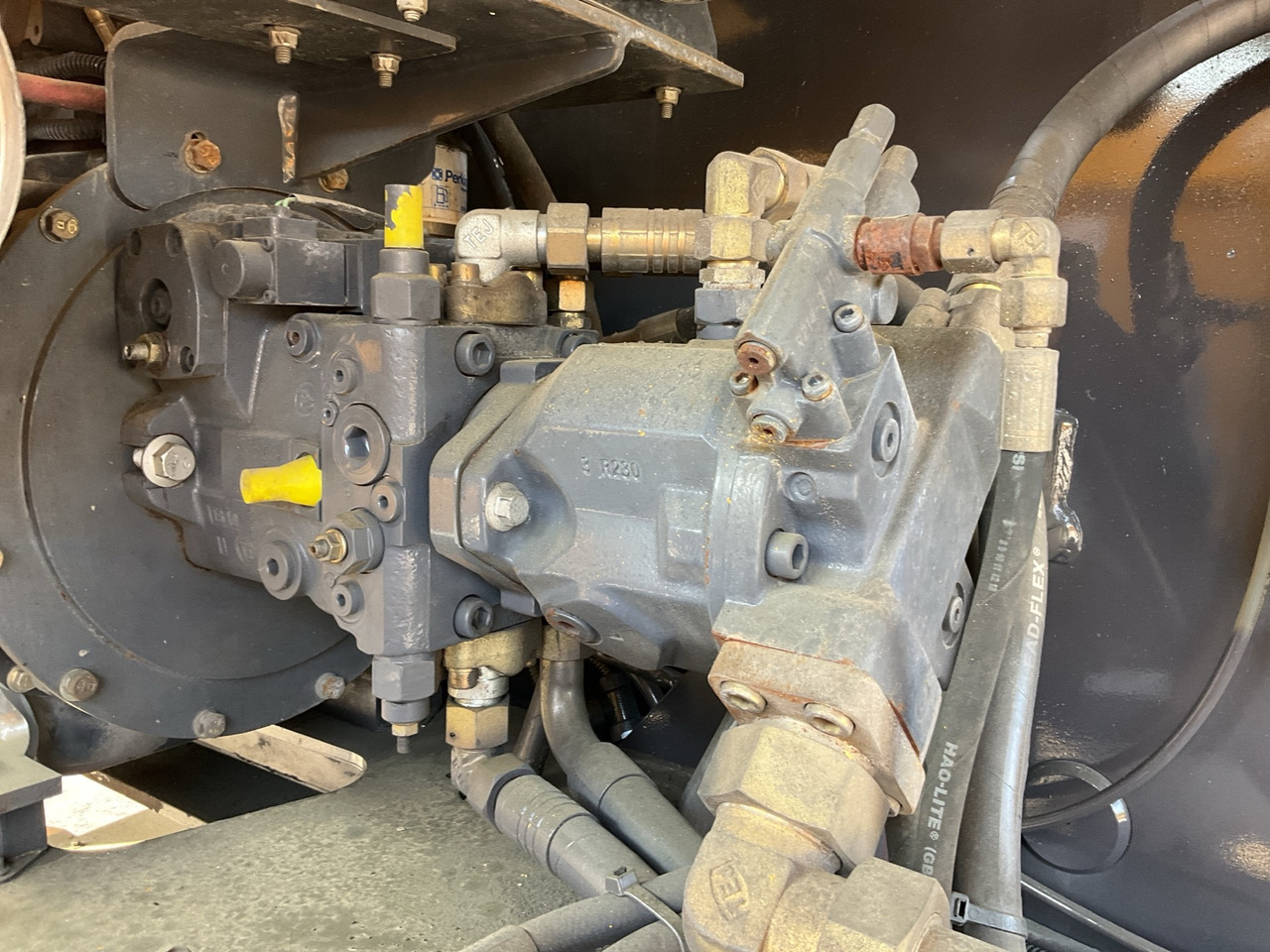 Plataforma telescopica XCMG Official Used Straight Arm GTBZ22S 22m Aaerial Work Platform Price: foto 9 Plataforma telescopica XCMG Official Used Straight Arm GTBZ22S 22m Aaerial Work Platform Price: foto 9