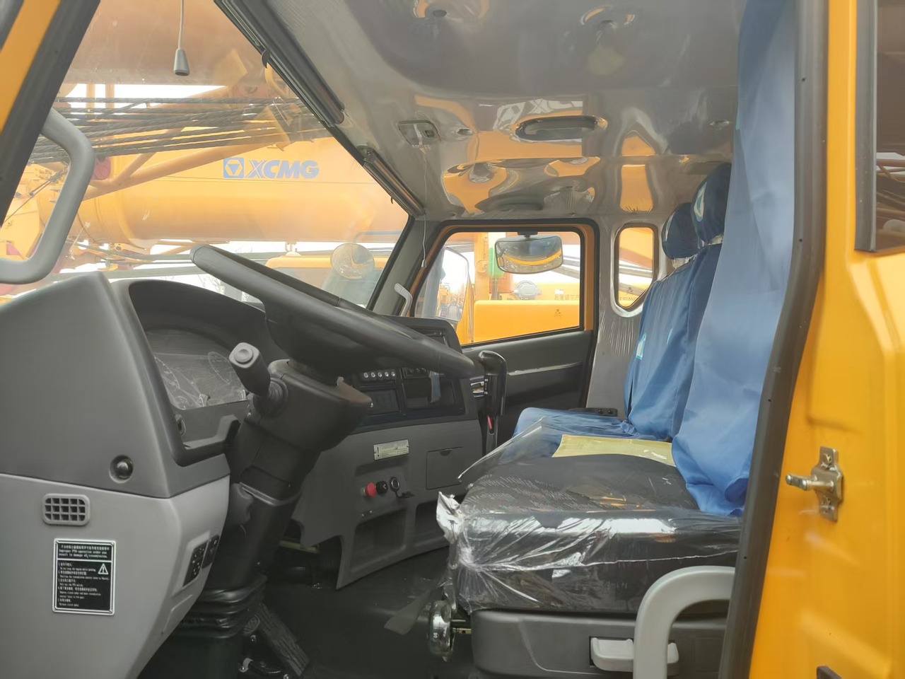 XCMG Official XCT30_M Used Hydraulic Arm Crane For Trucks With High Quality - Autogrúa: foto 4 XCMG Official XCT30_M Used Hydraulic Arm Crane For Trucks With High Quality - Autogrúa: foto 4