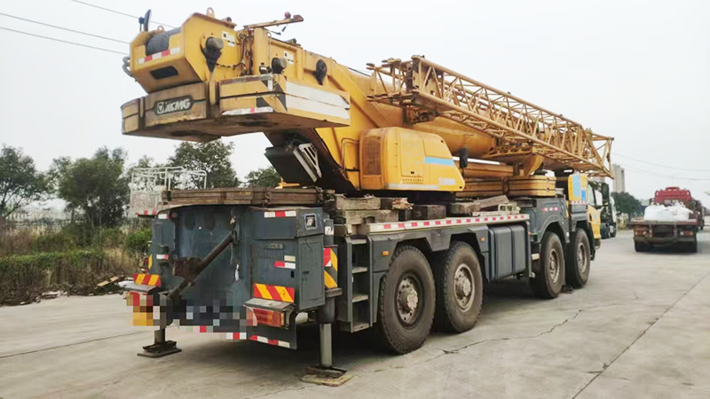 XCMG XCT80L6 80ton telescopic boom truck crane 2020 for sale - Autogrúa: foto 2 XCMG XCT80L6 80ton telescopic boom truck crane 2020 for sale - Autogrúa: foto 2