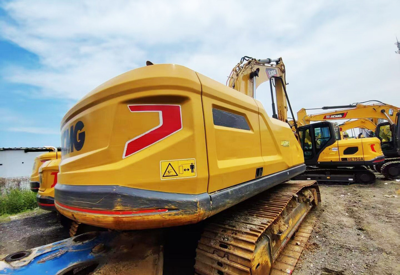 XCMG XE200GH medium 20ton crawler excavator used - Excavadora de cadenas: foto 5 XCMG XE200GH medium 20ton crawler excavator used - Excavadora de cadenas: foto 5