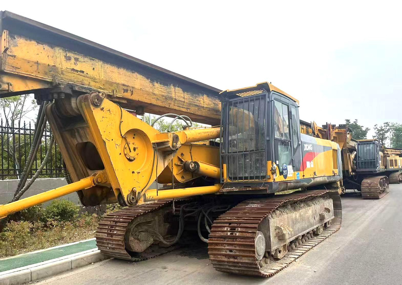 XCMG XR220D portable crawler rotary drilling rig 25m - Perforadora: foto 5 XCMG XR220D portable crawler rotary drilling rig 25m - Perforadora: foto 5