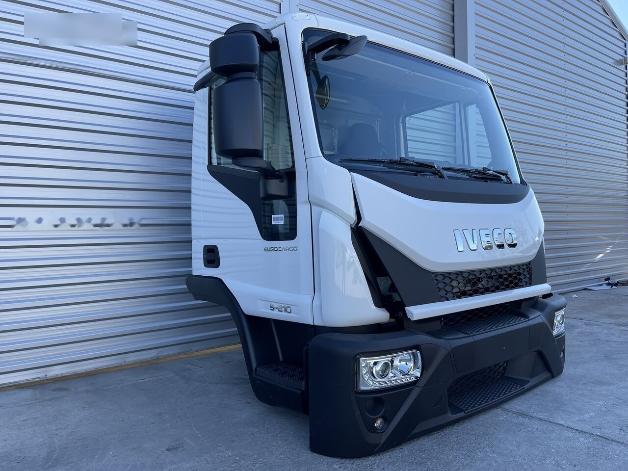 IVECO Eurocargo 75,120,150 for IVECO Eurocargo DAY cabine Fahrerhaus Cab - Cabina para Coche: foto 2 IVECO Eurocargo 75,120,150 for IVECO Eurocargo DAY cabine Fahrerhaus Cab - Cabina para Coche: foto 2