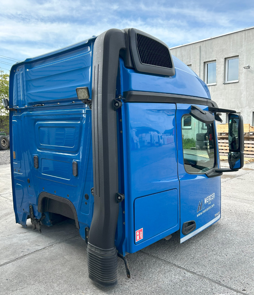 MERCEDES AROCS MP4 L STREAM SPACE 2.30M , tunnel 170 mm - Cabina: foto 5 MERCEDES AROCS MP4 L STREAM SPACE 2.30M , tunnel 170 mm - Cabina: foto 5