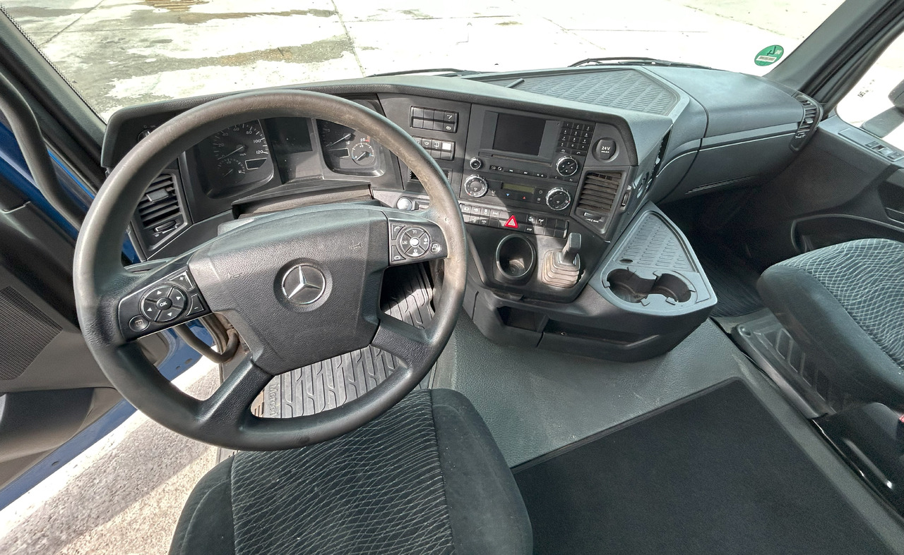 Cabina MERCEDES AROCS MP4 L STREAM SPACE 2.30M , tunnel 170 mm: foto 17 Cabina MERCEDES AROCS MP4 L STREAM SPACE 2.30M , tunnel 170 mm: foto 17