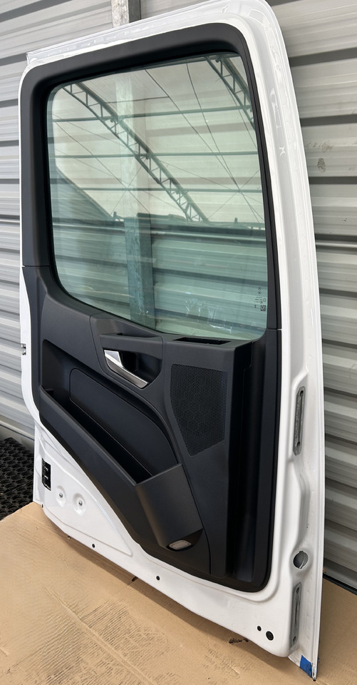 MERCEDES DOOR LEFT narrow cab M-CLASSIC SPACE ACTROS AROCS MP4 MP5 BRAND NEW - Puerta y piezas: foto 3 MERCEDES DOOR LEFT narrow cab M-CLASSIC SPACE ACTROS AROCS MP4 MP5 BRAND NEW - Puerta y piezas: foto 3