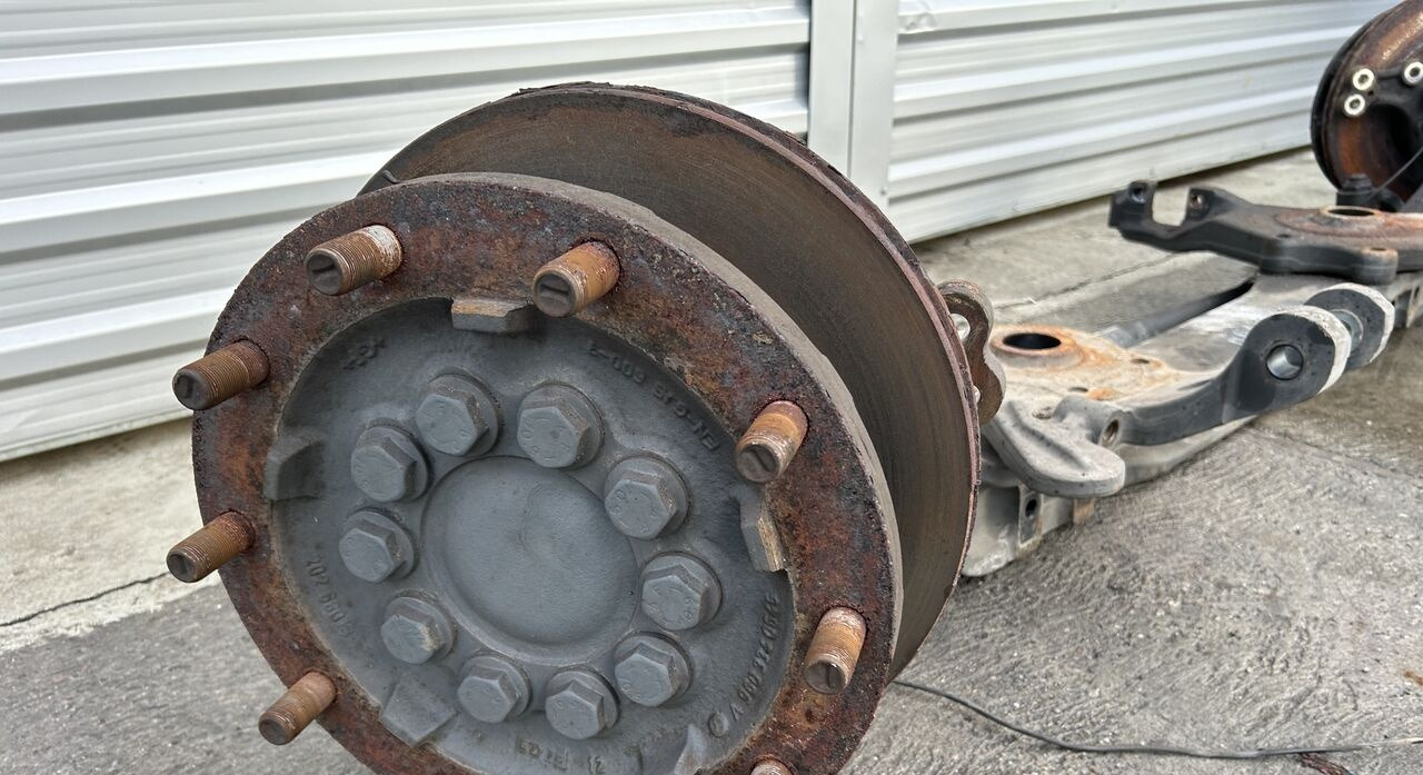 Mercedes-Benz ACTROS MP4 A9603312701 Mercedes-Benz ACTROS MP4 truck - Eje y piezas para Camión: foto 2 Mercedes-Benz ACTROS MP4 A9603312701 Mercedes-Benz ACTROS MP4 truck - Eje y piezas para Camión: foto 2