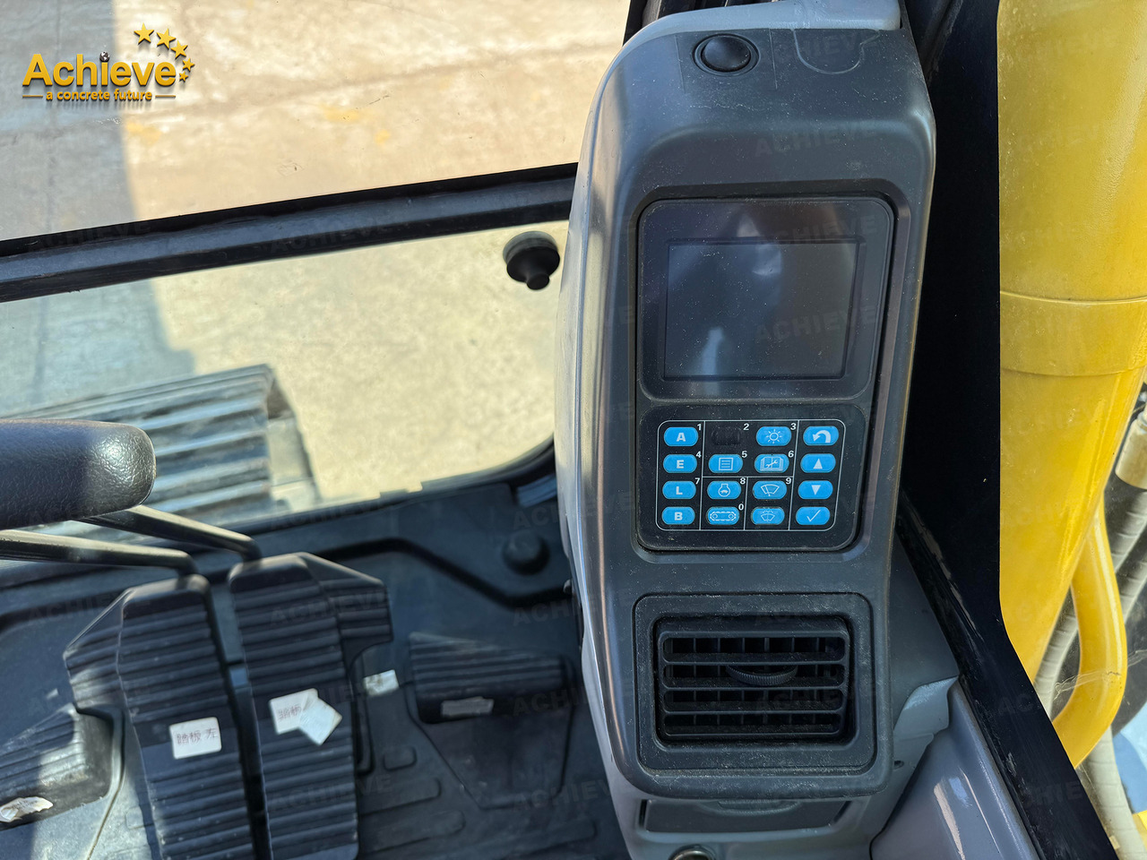 Excavadora de cadenas KOMATSU Remanufactured Komatsu PC360-7 excavator 1.6 m³  180/1900 kw/rpm  33000 kg  7380 mm  227 kN  Komatsu SAA6D114E  605 L【ACHIEVE】 TOP CONDITION!!!: foto 50