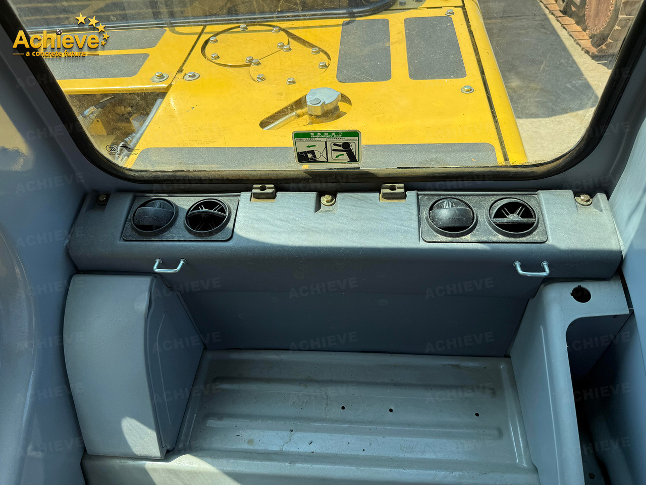 Excavadora de cadenas KOMATSU Remanufactured Komatsu PC360-7 excavator 1.6 m³  180/1900 kw/rpm  33000 kg  7380 mm  227 kN  Komatsu SAA6D114E  605 L【ACHIEVE】 TOP CONDITION!!!: foto 44