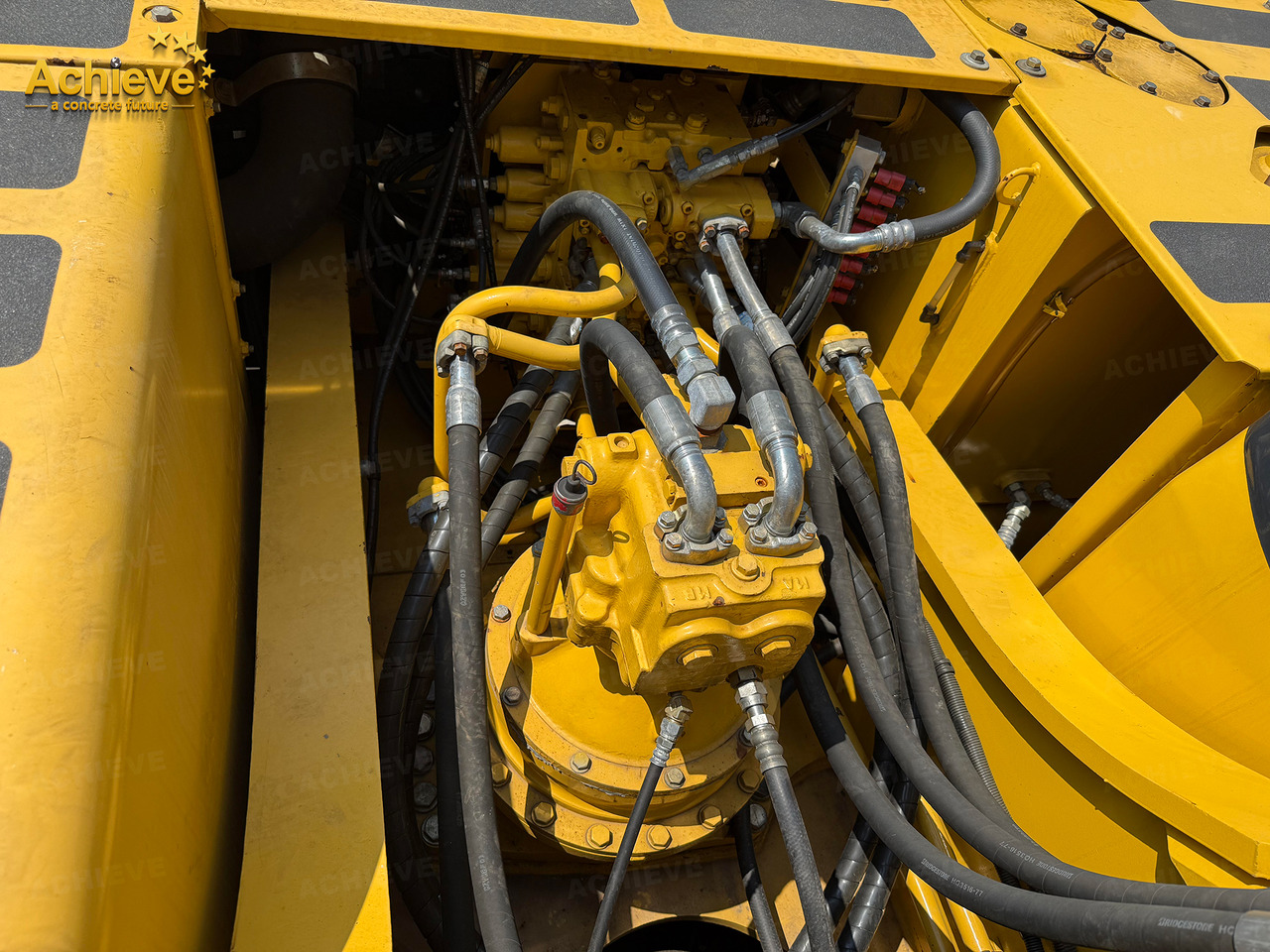 Excavadora de cadenas KOMATSU Remanufactured Komatsu PC360-7 excavator 1.6 m³  180/1900 kw/rpm  33000 kg  7380 mm  227 kN  Komatsu SAA6D114E  605 L【ACHIEVE】 TOP CONDITION!!!: foto 31