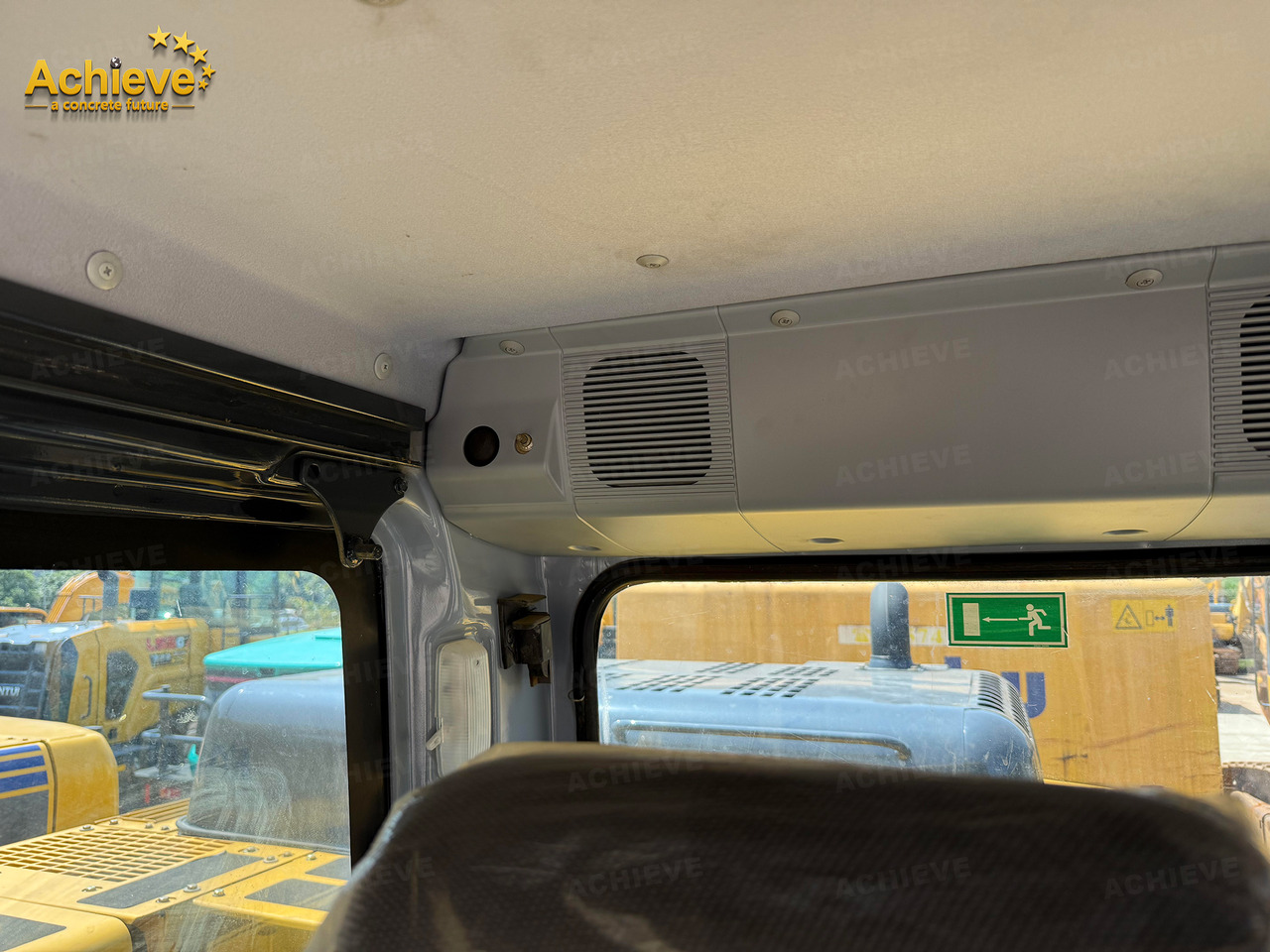 Excavadora de cadenas KOMATSU Remanufactured Komatsu PC360-7 excavator 1.6 m³  180/1900 kw/rpm  33000 kg  7380 mm  227 kN  Komatsu SAA6D114E  605 L【ACHIEVE】 TOP CONDITION!!!: foto 46