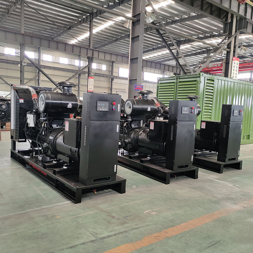 Cummins Generator Set 200KVA, 300KVA, 400KVA, 500KVA Silent Type Geneset - Generador industriale: foto 3 Cummins Generator Set 200KVA, 300KVA, 400KVA, 500KVA Silent Type Geneset - Generador industriale: foto 3