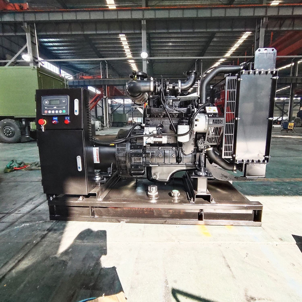 Cummins Generator Set 50KVA, 100KVA, 150KVA, 200KVA Brand New Condition - Generador industriale: foto 4 Cummins Generator Set 50KVA, 100KVA, 150KVA, 200KVA Brand New Condition - Generador industriale: foto 4