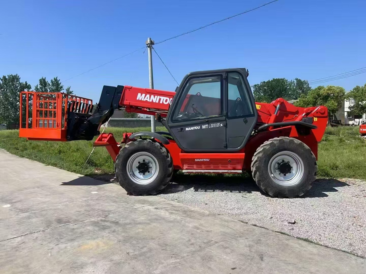 MANITOU 1235S Telehandler Secondhand Condition Forklift with Telescopic Boom - Manipulador telescópico: foto 1 MANITOU 1235S Telehandler Secondhand Condition Forklift with Telescopic Boom - Manipulador telescópico: foto 1