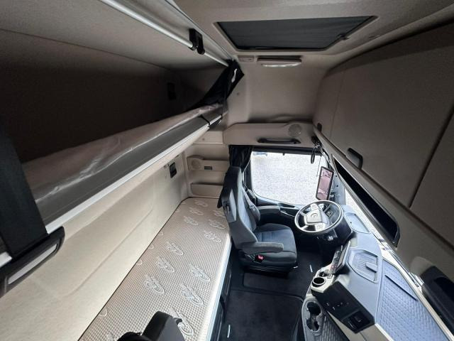 Cabeza tractora Mercedes-Benz Actros 1853 LS: foto 8