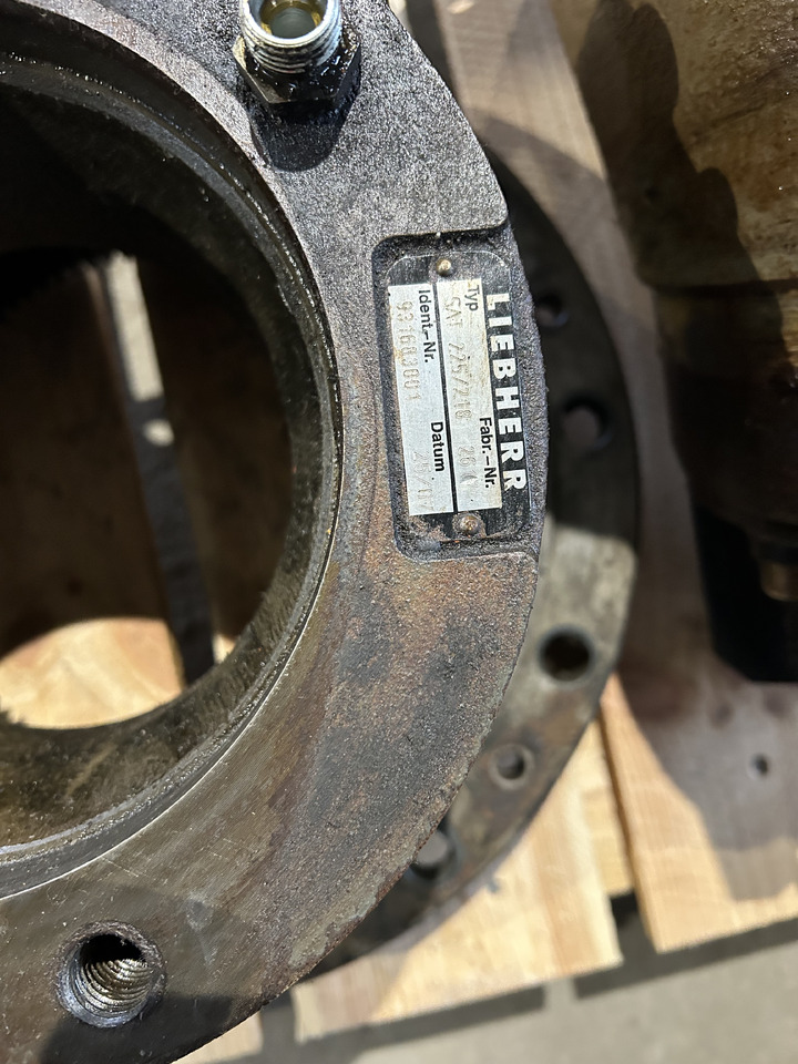 LIEBHERR SAT 225/218 - Reductor de giro para Excavadora: foto 5 LIEBHERR SAT 225/218 - Reductor de giro para Excavadora: foto 5