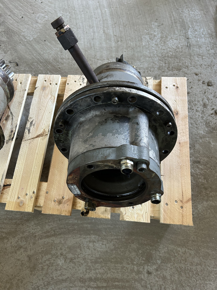 LIEBHERR SAT 225/228 - Reductor de giro para Miniexcavadora: foto 4 LIEBHERR SAT 225/228 - Reductor de giro para Miniexcavadora: foto 4