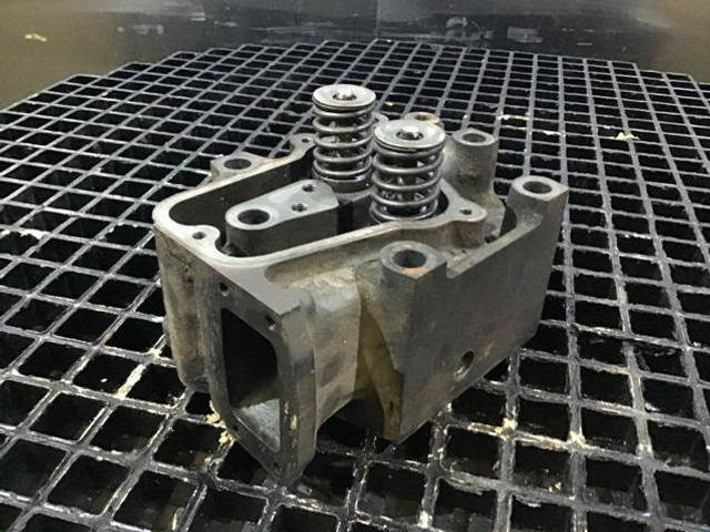 Bloque de cilindros Liebherr Cylinderhead: foto 14 Bloque de cilindros Liebherr Cylinderhead: foto 14