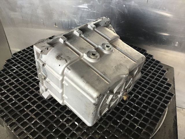 Liebherr Oil Sump - Cárter: foto 1 Liebherr Oil Sump - Cárter: foto 1
