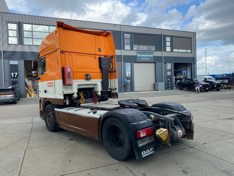 DAF XF 105.460 SSC / 2x Tank / Euro 5 / ADR / BE-Truck / Full Spoilers - Cabeza tractora: foto 4 DAF XF 105.460 SSC / 2x Tank / Euro 5 / ADR / BE-Truck / Full Spoilers - Cabeza tractora: foto 4