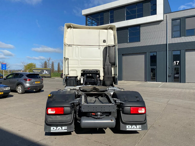DAF XF 106.460 SSC / Retarder / 2x Tank - Cabeza tractora: foto 4 DAF XF 106.460 SSC / Retarder / 2x Tank - Cabeza tractora: foto 4