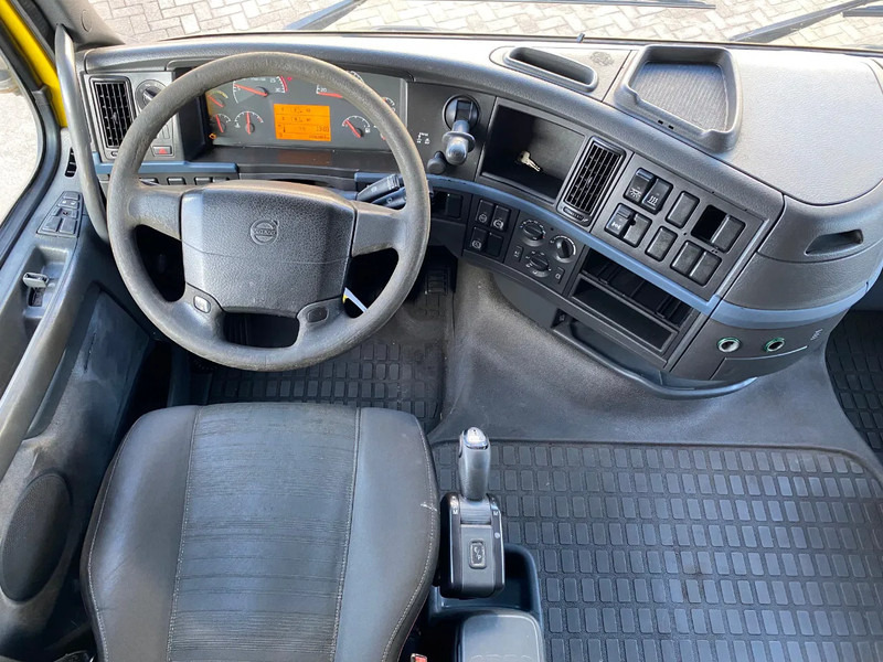 Cabeza tractora Volvo FH 13.400 / 2x tank / Euro 5 / Mega: foto 7