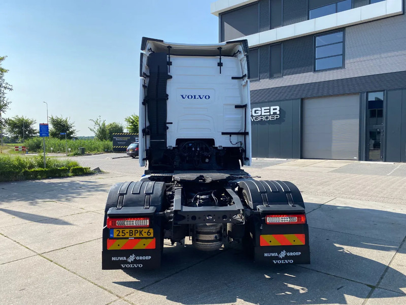 Volvo FH 13.460 Globetrotter / I-Save - Cabeza tractora: foto 5 Volvo FH 13.460 Globetrotter / I-Save - Cabeza tractora: foto 5