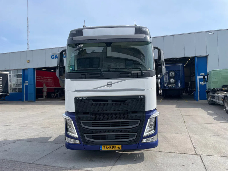 Volvo FH 13.460 Globetrotter / I-save - Cabeza tractora: foto 2 Volvo FH 13.460 Globetrotter / I-save - Cabeza tractora: foto 2