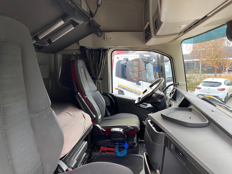 Cabeza tractora Volvo FH 13.460 Globetrotter / Mega / Retarder / 2x Tank / Full Air: foto 8 Cabeza tractora Volvo FH 13.460 Globetrotter / Mega / Retarder / 2x Tank / Full Air: foto 8