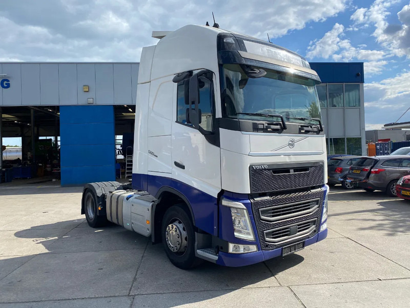 Volvo FH 13.500 Globetrotter XL / I-Park Cool / 2x Tank / Euro 6D - Cabeza tractora: foto 3 Volvo FH 13.500 Globetrotter XL / I-Park Cool / 2x Tank / Euro 6D - Cabeza tractora: foto 3