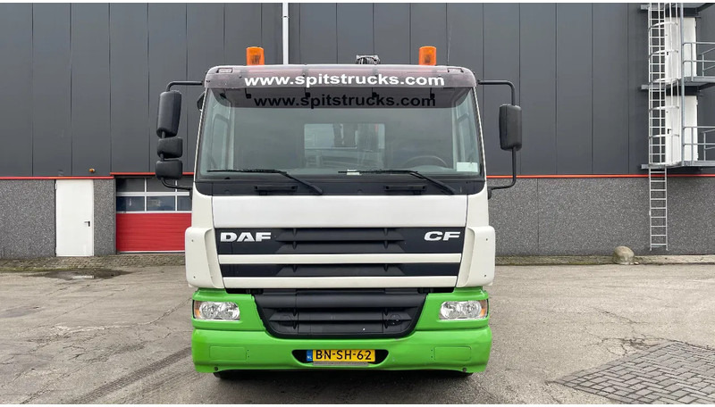 DAF CF 75.360 Palfinger+Manual - Camión volquete: foto 2 DAF CF 75.360 Palfinger+Manual - Camión volquete: foto 2