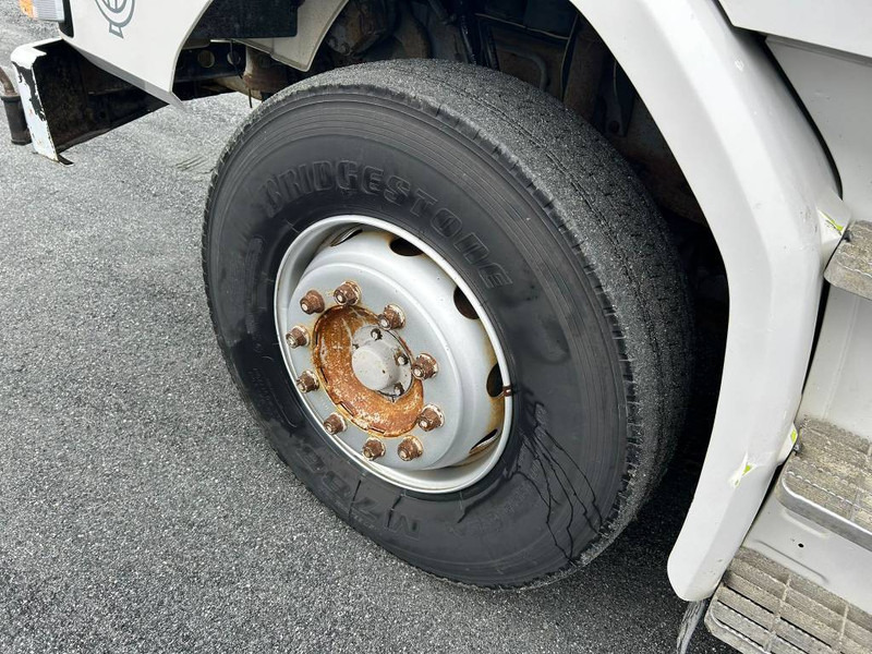 Camión hormigonera Scania T112 H 6X2: foto 15