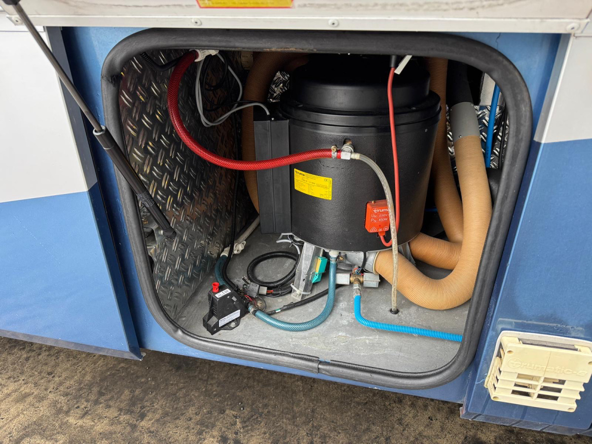 Autocaravana integral Andere Marke Workhorse Custom Euroliner 6.5 V8 Diesel: foto 15