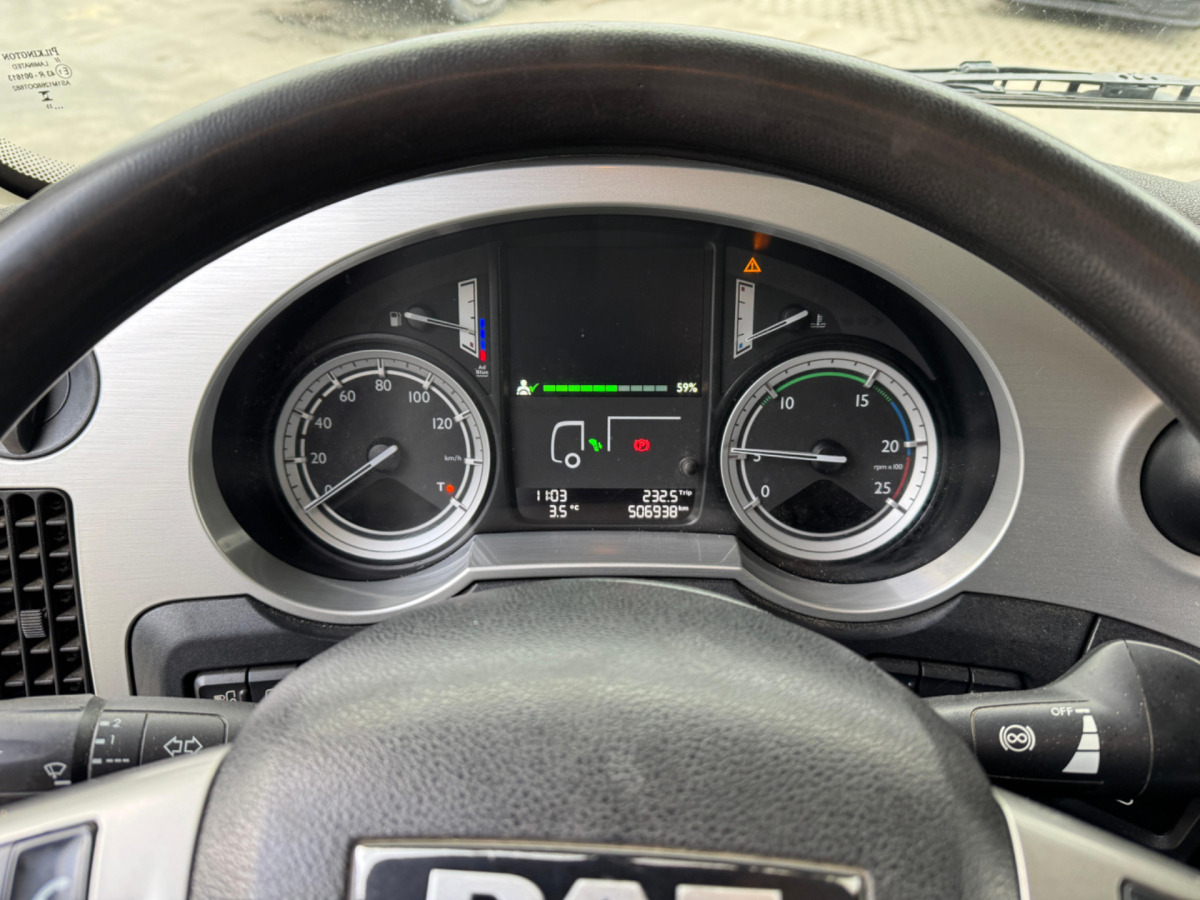 Cabeza tractora DAF XF460 4x2: foto 15