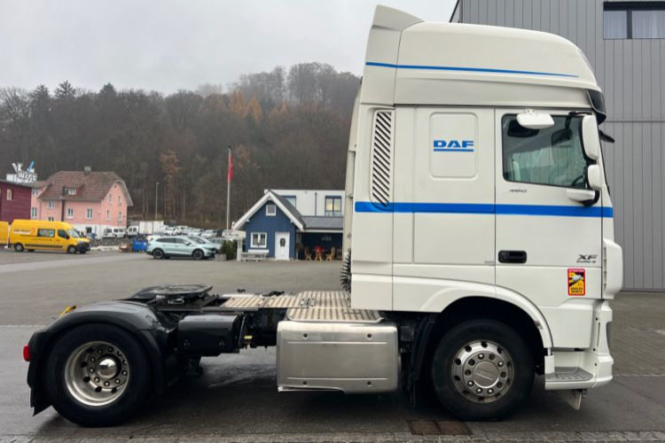 DAF XF460 SUPERSPACE - Cabeza tractora: foto 4 DAF XF460 SUPERSPACE - Cabeza tractora: foto 4