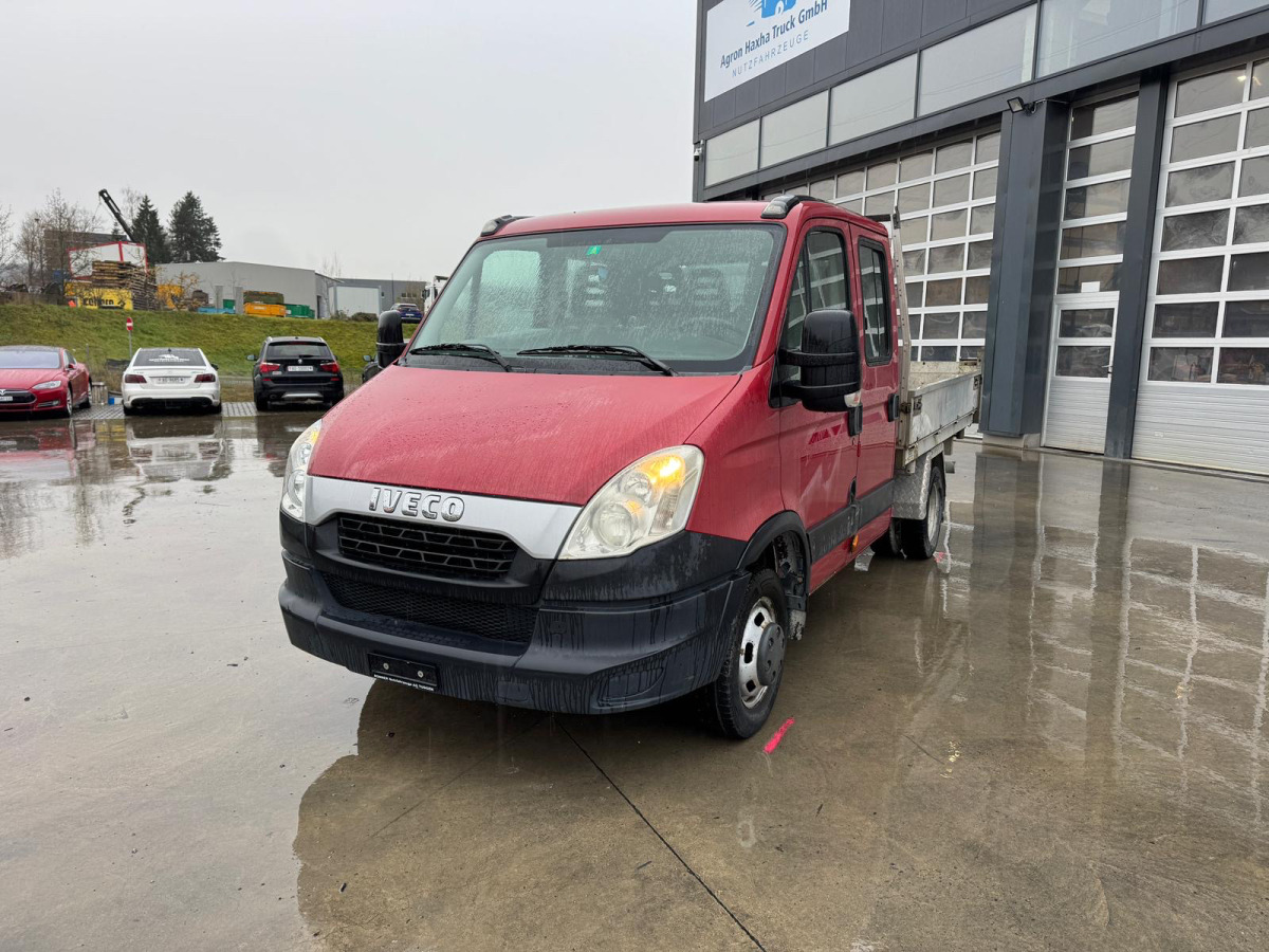 IVECO 35C15 Daily 4x2 - Furgoneta basculante, Furgoneta combi: foto 2 IVECO 35C15 Daily 4x2 - Furgoneta basculante, Furgoneta combi: foto 2