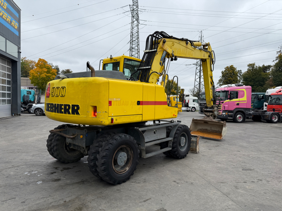 LIEBHERR 900 C 3xBuckets - Excavadora de ruedas: foto 5 LIEBHERR 900 C 3xBuckets - Excavadora de ruedas: foto 5