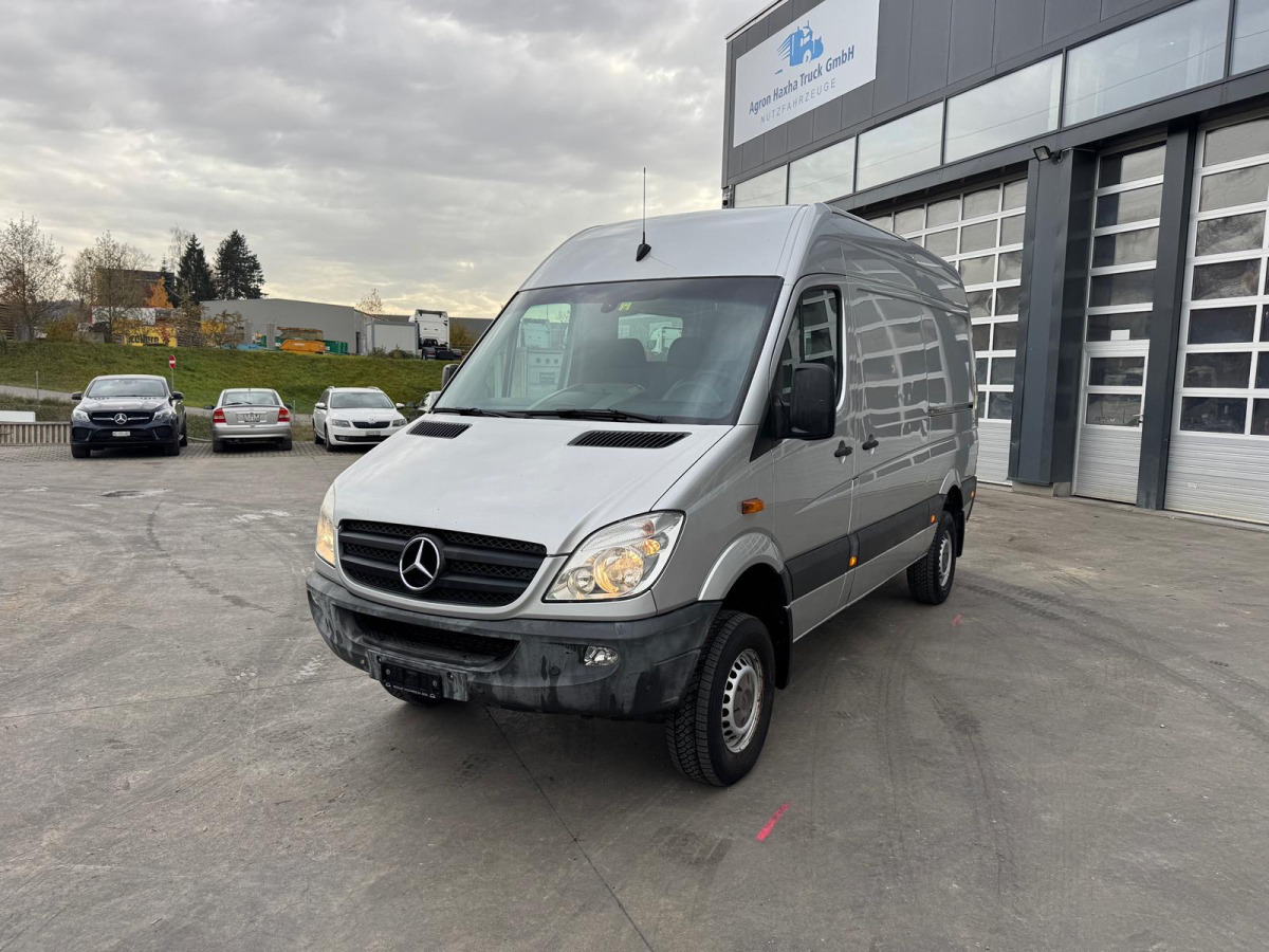 MERCEDES Sprinter 316CDI 4x4 - Furgón: foto 1 MERCEDES Sprinter 316CDI 4x4 - Furgón: foto 1