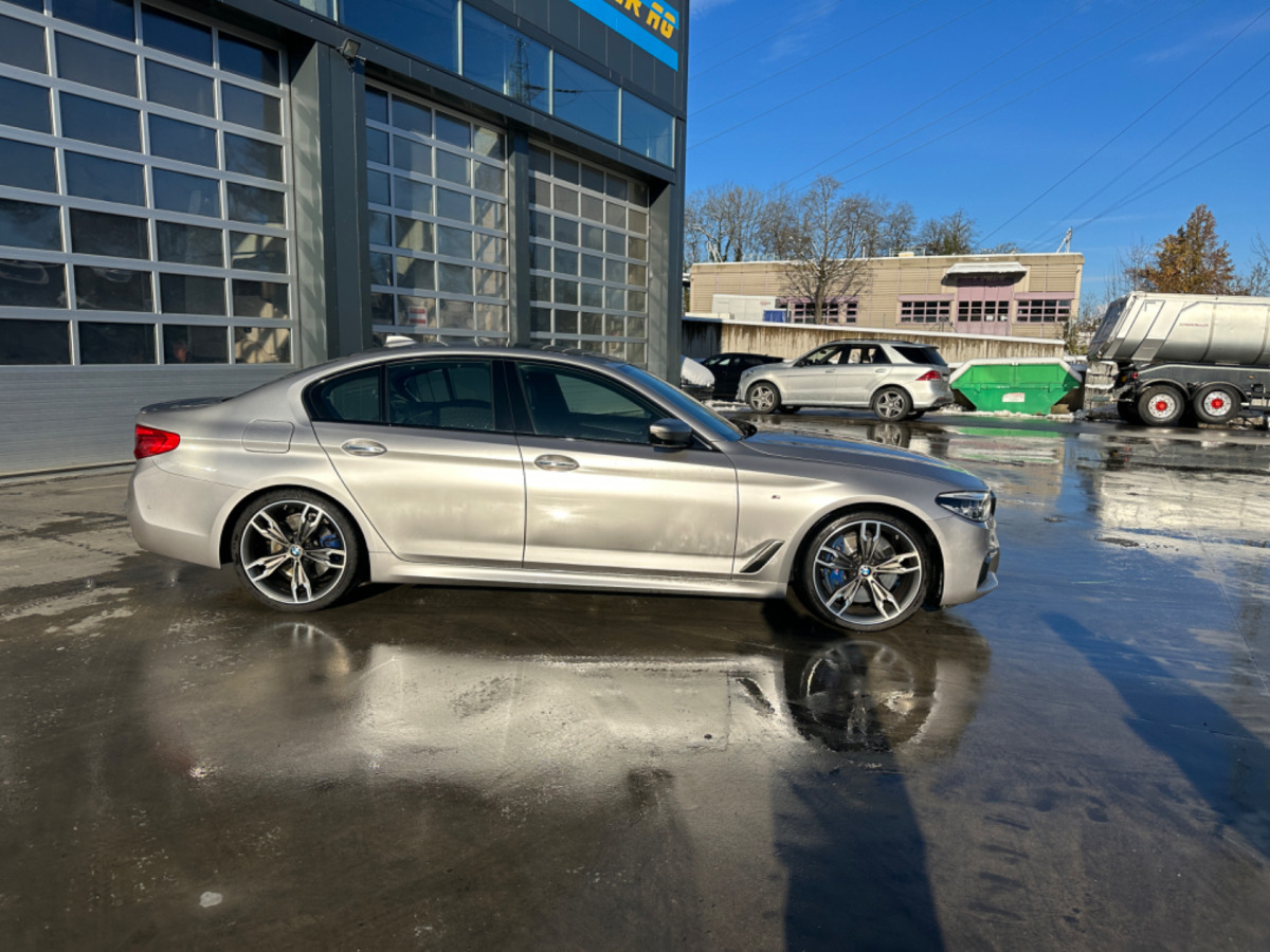 Marke BMW M550D xDrive - Sedan: foto 4 Marke BMW M550D xDrive - Sedan: foto 4