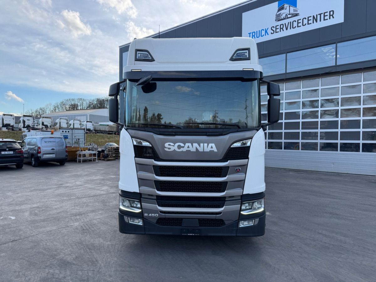 SCANIA R450 4x2 Isotherm - Camión caja cerrada: foto 2 SCANIA R450 4x2 Isotherm - Camión caja cerrada: foto 2