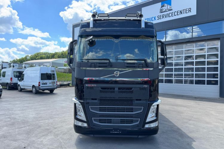 Volvo FH-540 6x2 - Camión lona: foto 2 Volvo FH-540 6x2 - Camión lona: foto 2