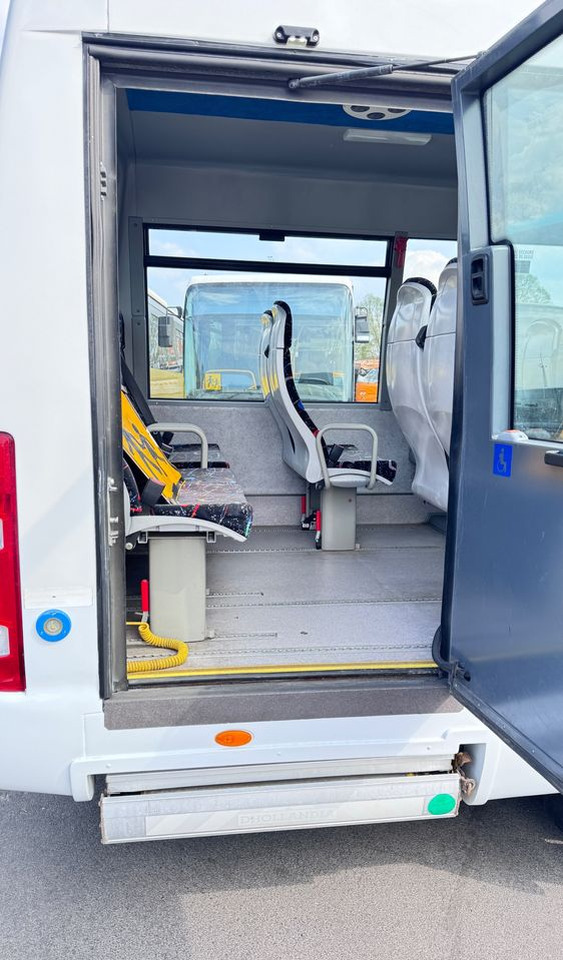 Irisbus Iveco / DURISOTTI / -28miejsc /euro5/ mała klima / winda / 114000 zł netto - Minibús, Furgoneta de pasajeros: foto 5 Irisbus Iveco / DURISOTTI / -28miejsc /euro5/ mała klima / winda / 114000 zł netto - Minibús, Furgoneta de pasajeros: foto 5